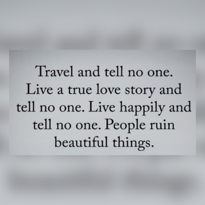 Travel Live Happy ⚡️